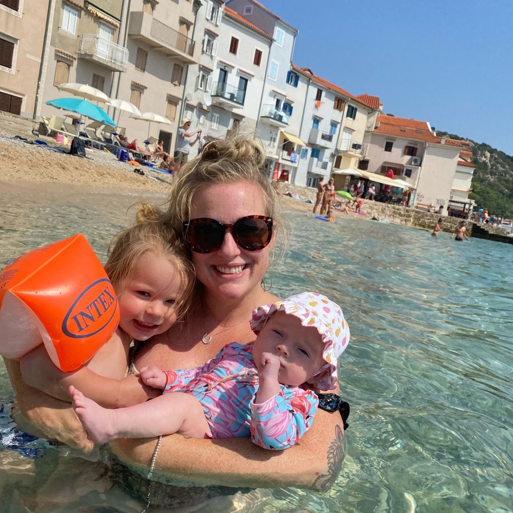 Meet your Posher, Sienna